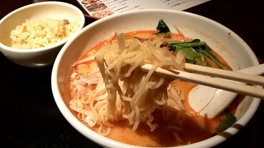 担々麺のメン